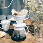 Preview: HARIO V60 Ceramic Dripper 02 Set in Verwendung